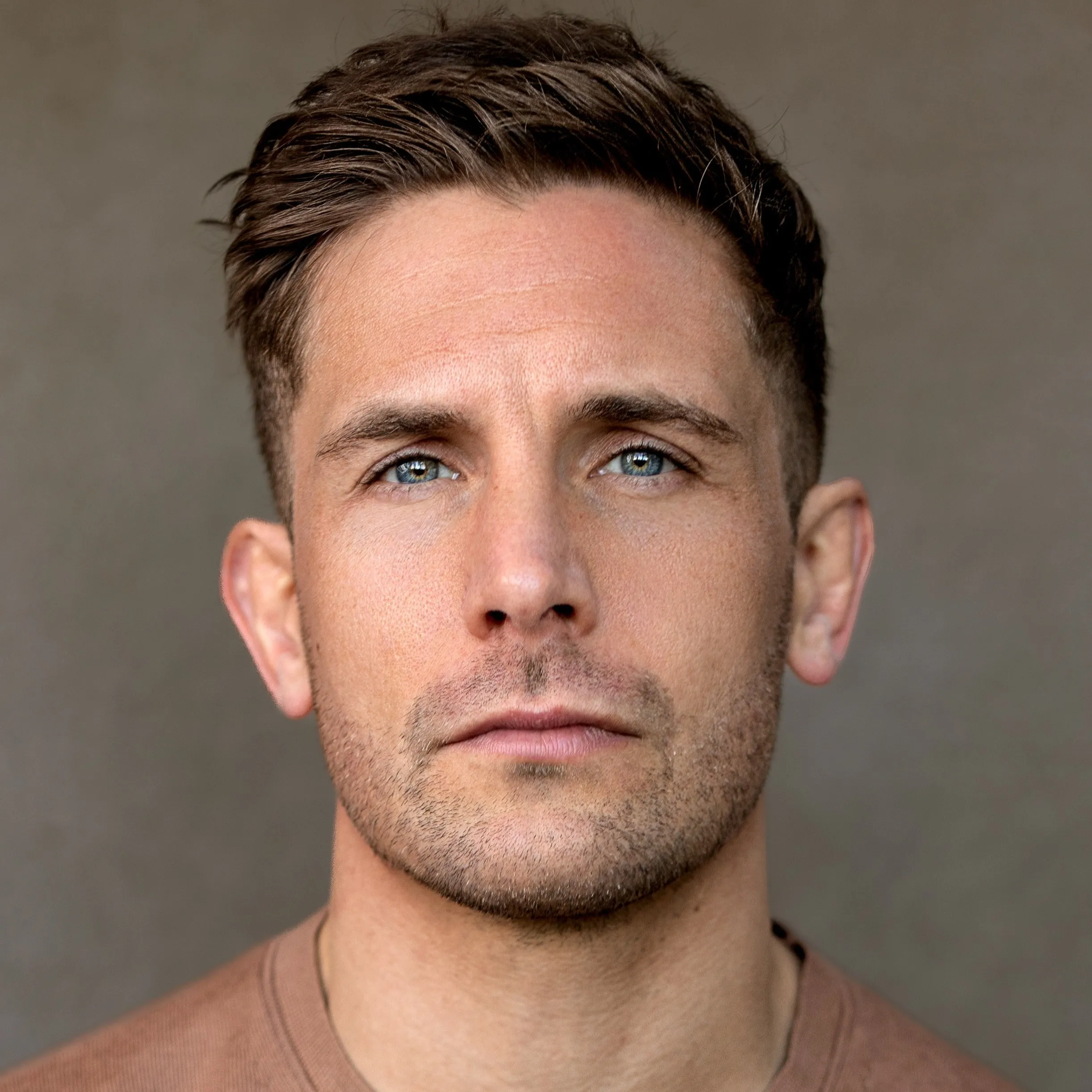 Nghệ sĩ Adam Woodward