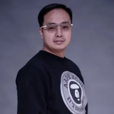 Nghệ sĩ Thi Lỗi