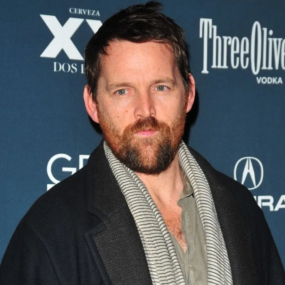 Nghệ sĩ Matt Aselton