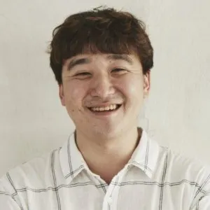 Nghệ sĩ Lee Yo Sup