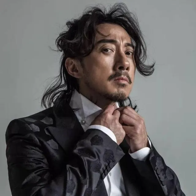 Nghệ sĩ Triệu Lập Tân