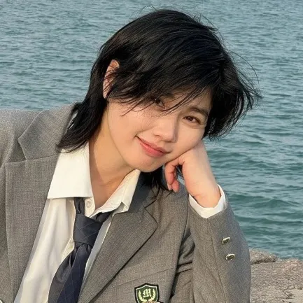 Nghệ sĩ Trương Chi Vi