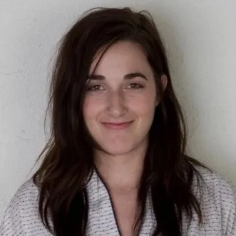 Nghệ sĩ Sarah Adina Smith