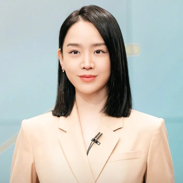 Nghệ sĩ Shin Hye Sun