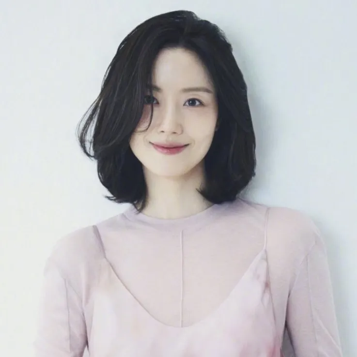 Nghệ sĩ Moon Chae Won
