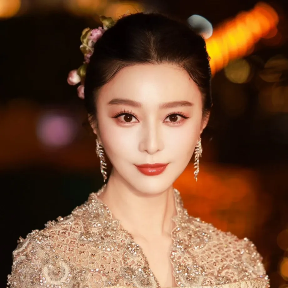 Nghệ sĩ Phạm Băng Băng