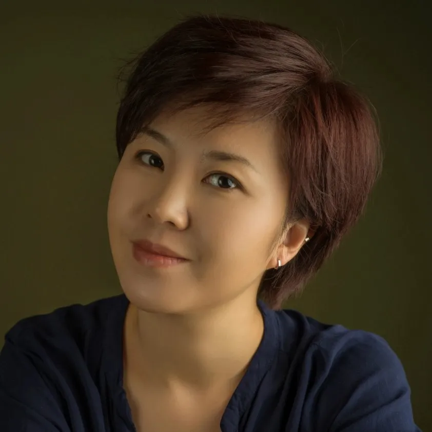 Nghệ sĩ Vương Lê