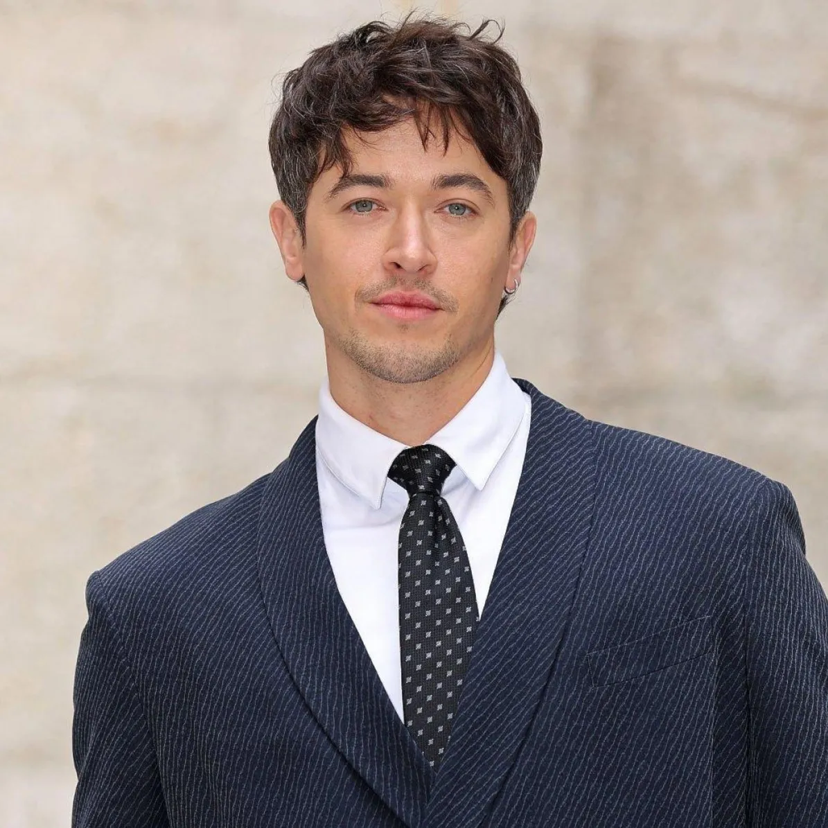 Nghệ sĩ Tom Blyth