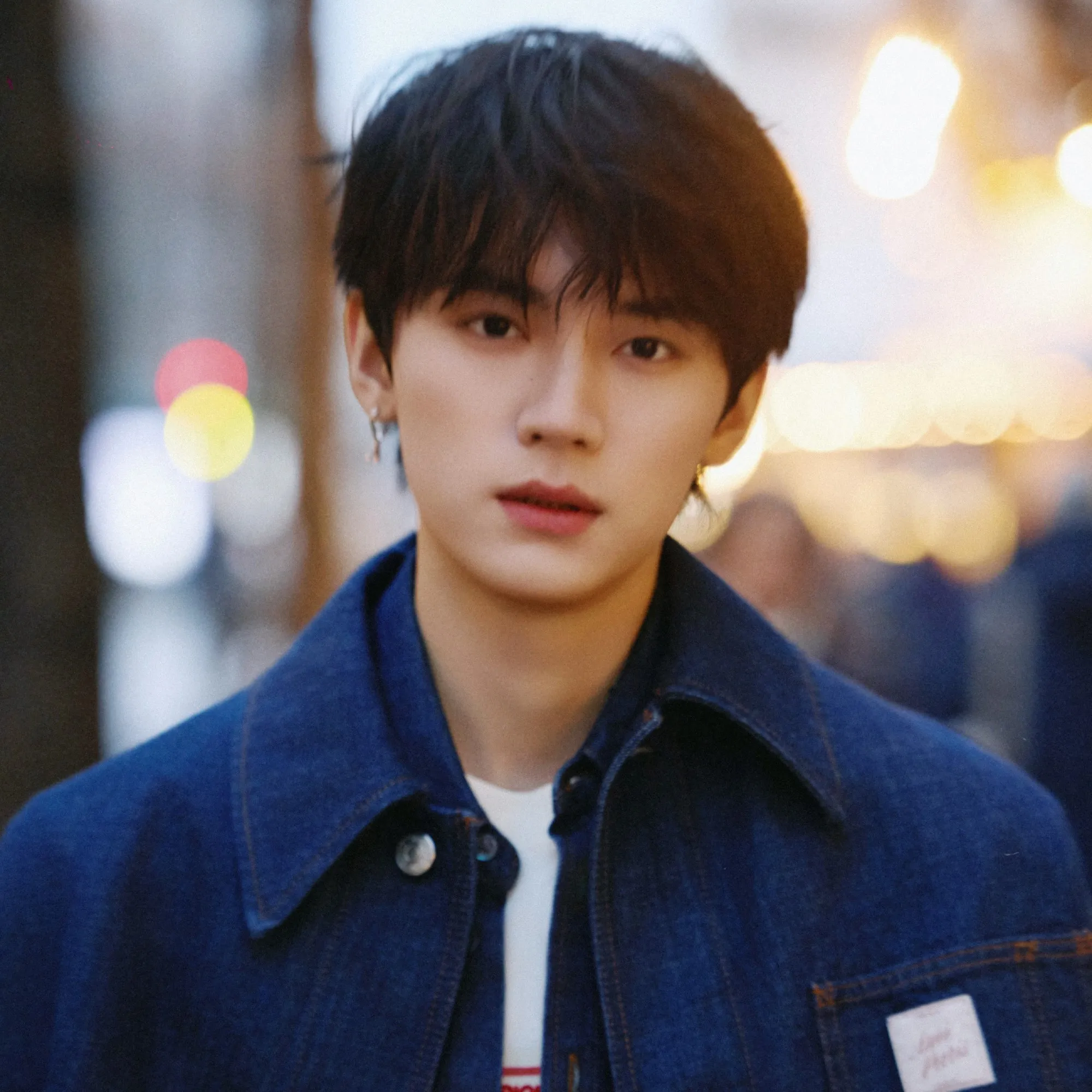 Nghệ sĩ Chu Dực Nhiên