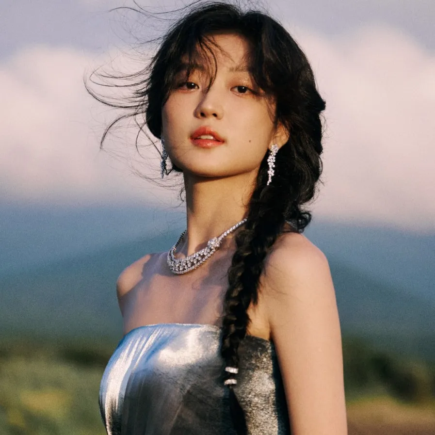 Nghệ sĩ Tôn Thiên