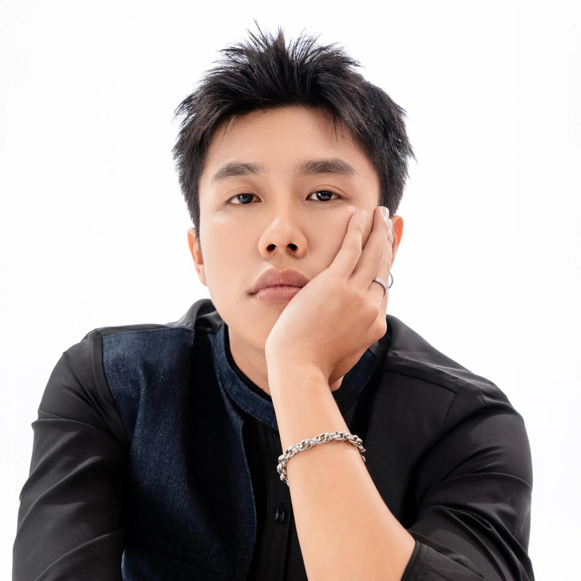 Nghệ sĩ Long Vũ (Nhím)