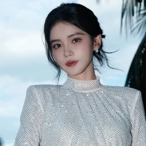 Nghệ sĩ Hồng Tiêu