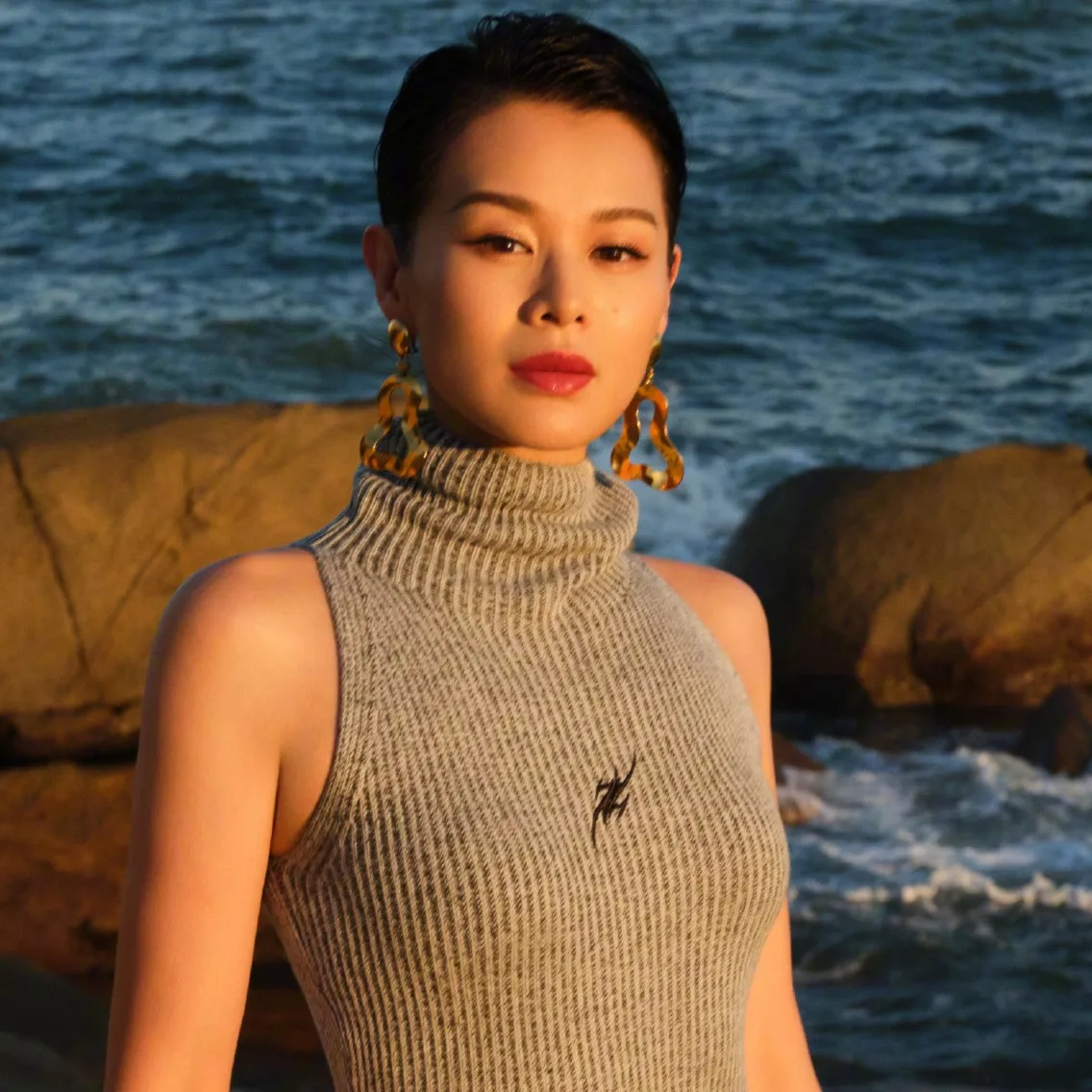 Nghệ sĩ Hồ Hạnh Nhi