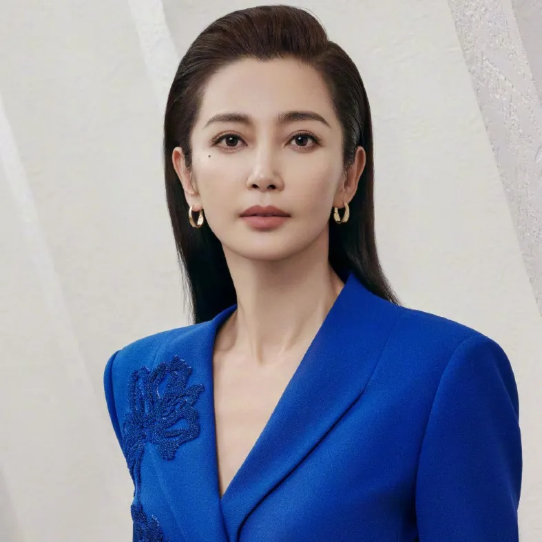 Nghệ sĩ Lý Băng Băng