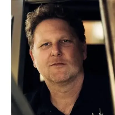 Nghệ sĩ Nicholas Maggio