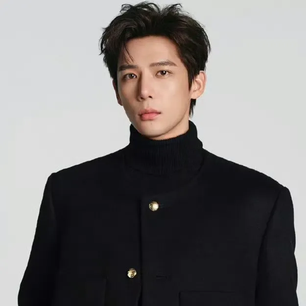 Nghệ sĩ Vương An Vũ