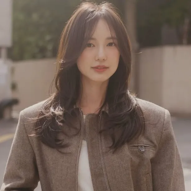 Nghệ sĩ Bua Nalinthip Sakulongumpai