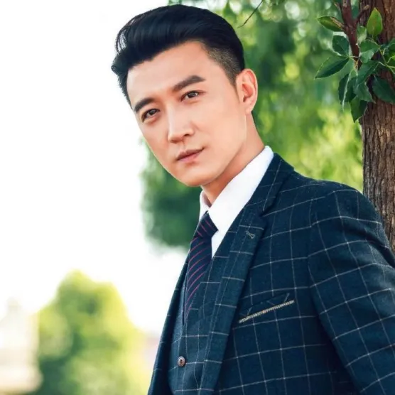 Nghệ sĩ Nhậm Đông Lâm