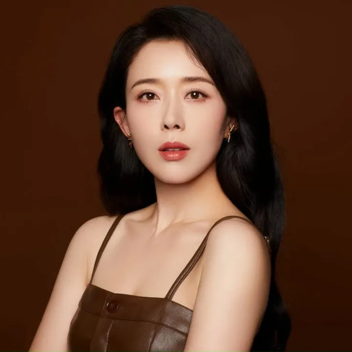 Nghệ sĩ Nhan Đan Thần