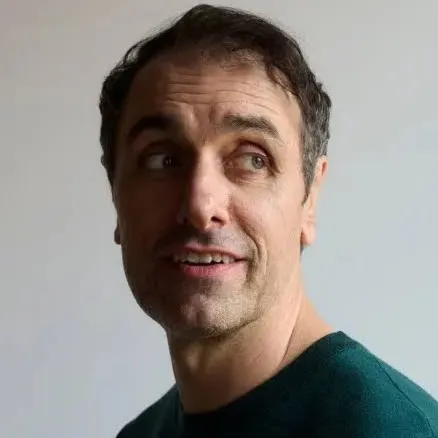 Nghệ sĩ Michael Angelo Covino