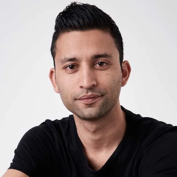 Nghệ sĩ Justin Tipping