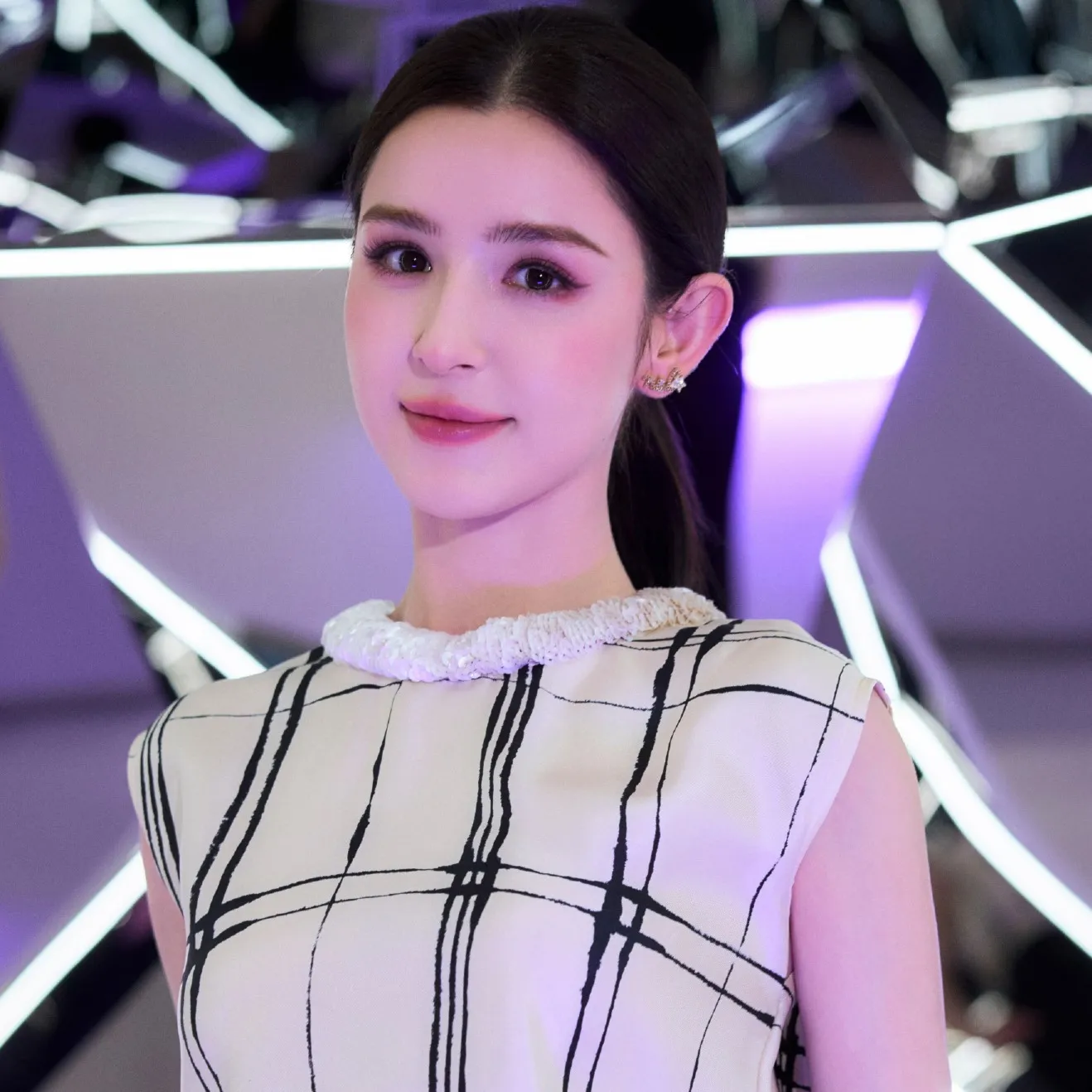 Nghệ sĩ Cáp Ni Khắc Tư