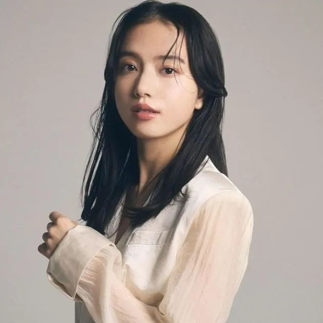 Nghệ sĩ Kiyohara Kaya