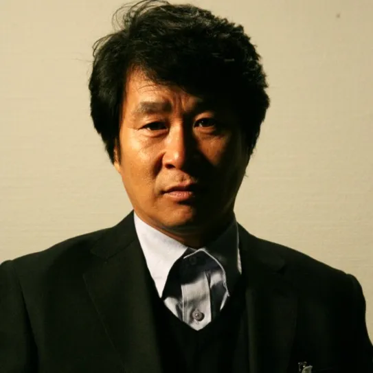 Nghệ sĩ Ki Joo Bong