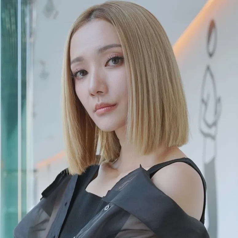 Nghệ sĩ Vương Quân Hinh