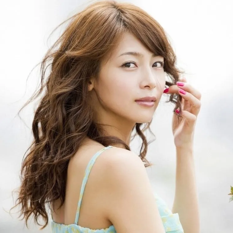 Nghệ sĩ Aibu Saki