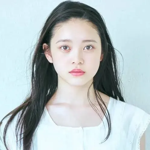 Nghệ sĩ Takaishi Akari