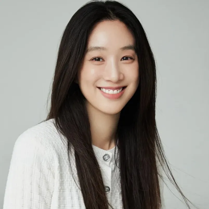 Nghệ sĩ Jung Ryeo Won