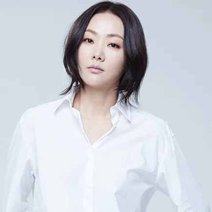 Nghệ sĩ Yoon Ji Hye