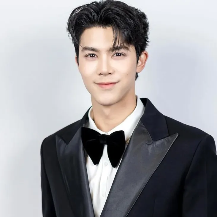 Nghệ sĩ Akaravin Nanthipat