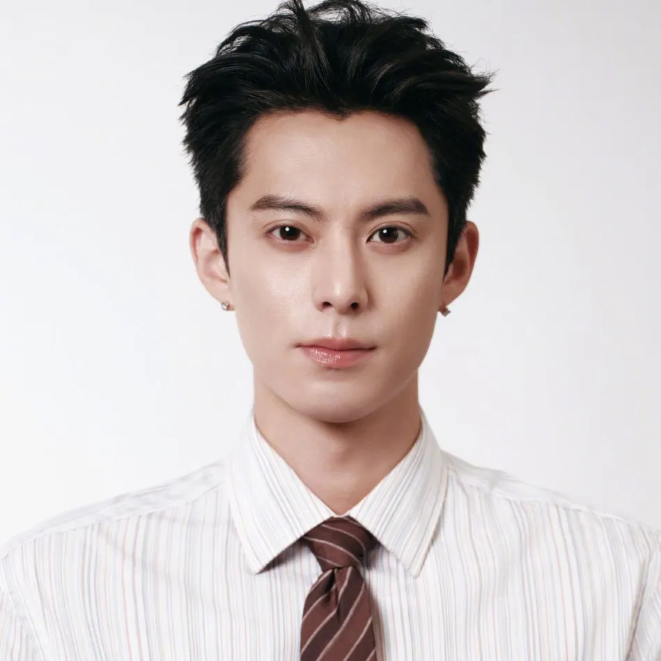 Nghệ sĩ Vương Hạc Đệ