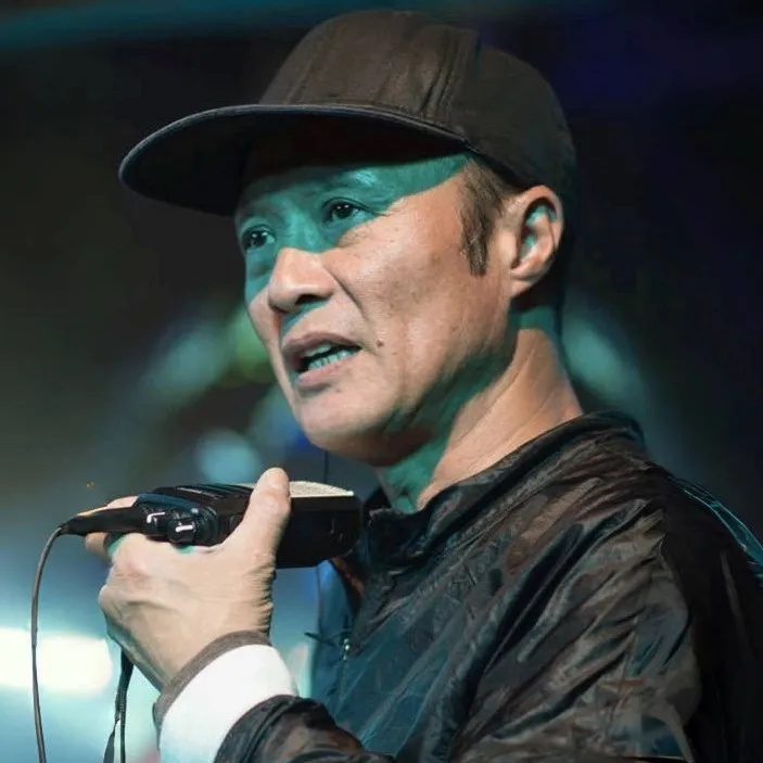 Nghệ sĩ Trần Vĩ Hùng