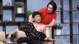 Quang Trung hoảng hốt vì Trấn Thành đòi cởi áo massage