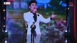 Quang Linh Đưa Cả Trường Quay Trở Về Tuổi Học Trò Cùng Tóc Em Đuôi Gà