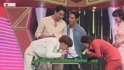 Cười Lăn Lộn Với Phần Thi Lầy Lội Của Kèn Sĩ Lâm Vỹ Dạ Và Anh Tú