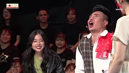 Dương Lâm thảm bại vì cà khịa Hari Won