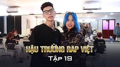 Mặc kệ chung bảng, MCK, TLINH ôm nhau không buông, thả thính nhau không rời tại hậu trường Rap Việt